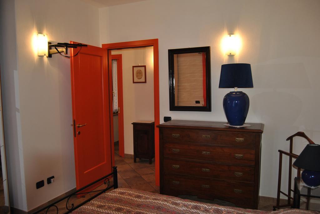 Casa Bassana Appartement Peschiera del Garda Kamer foto