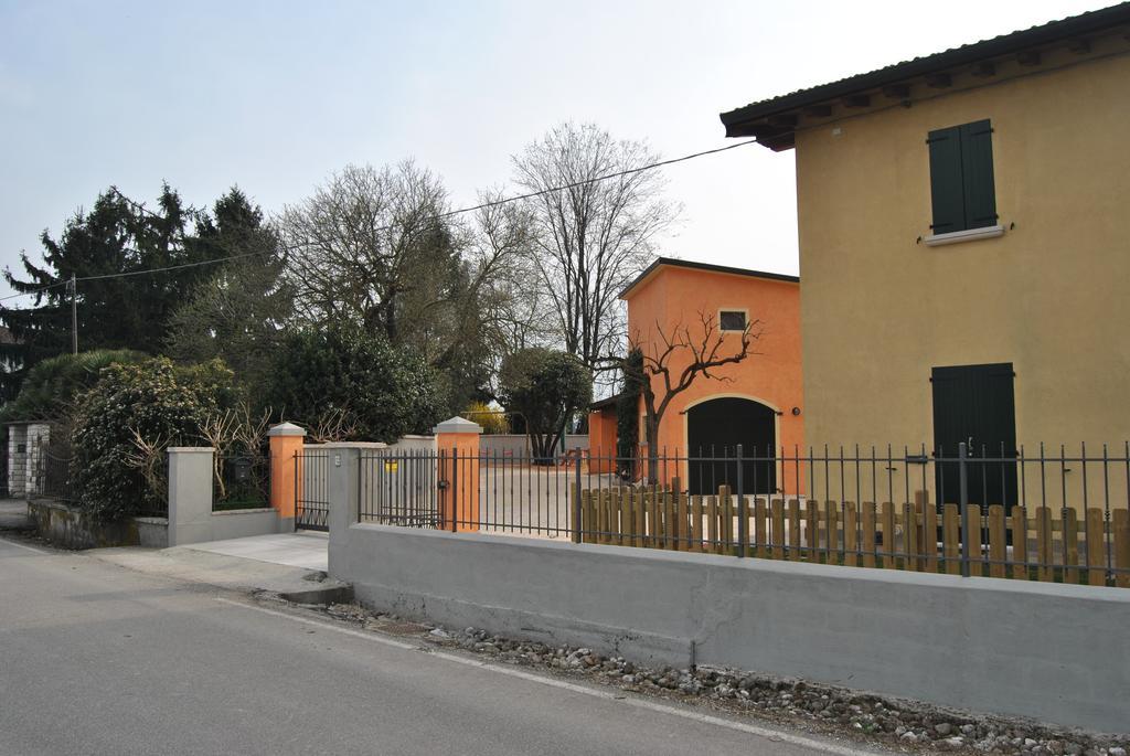 Casa Bassana Appartement Peschiera del Garda Buitenkant foto