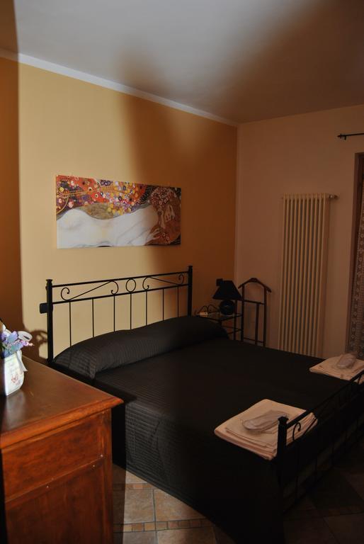 Casa Bassana Appartement Peschiera del Garda Buitenkant foto